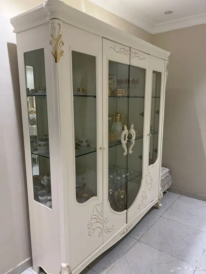 طاولة طعام للبيع 4