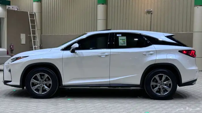 لكزس 2019 حجم350 RX خليجي فل كامل 19