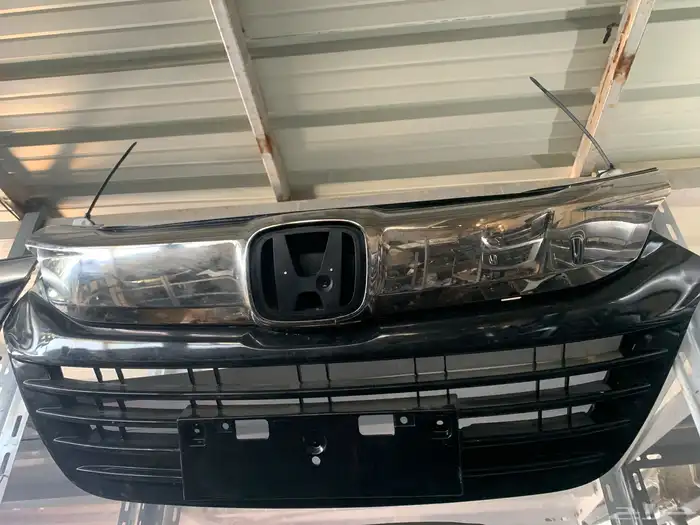 متخصص هوندا. شمعات اسطبات مرايات شبوك وجميع قطع غيار Honda 7