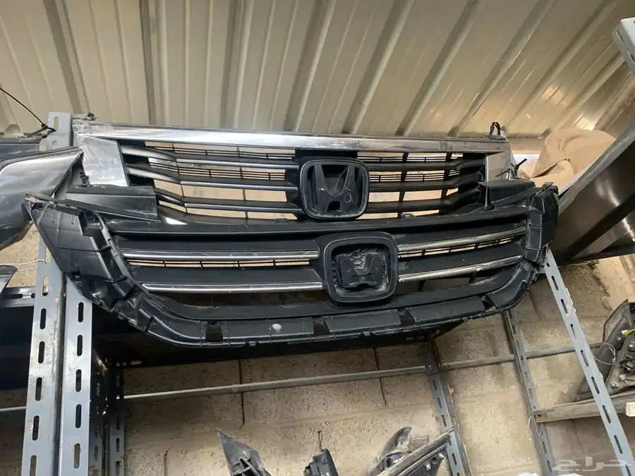 متخصص هوندا. شمعات اسطبات مرايات شبوك وجميع قطع غيار Honda 6