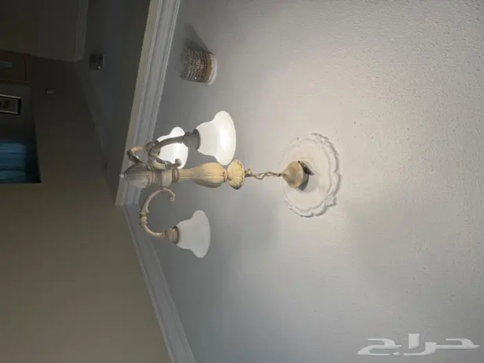 ثريات فخمة ونظيفة بحالة ممتازة  موديلات راقية وكلاسيكية 4