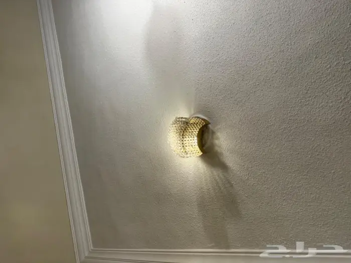 ثريات فخمة ونظيفة بحالة ممتازة  موديلات راقية وكلاسيكية 9