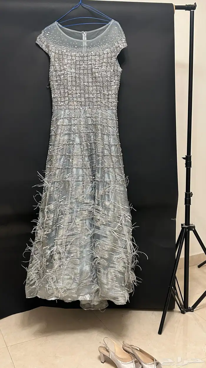 فستان سهرة جميل وفاخر 2