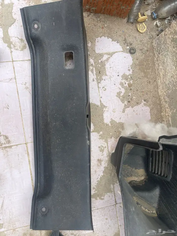 للبيع قطع نيسان زد z370 18