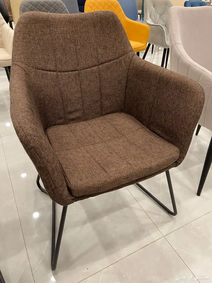 كراسي مفردة   كراسي كوفي داخلية   طاولات رخام وخشب 6