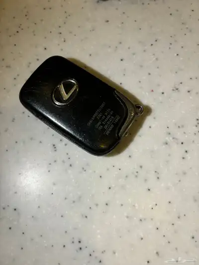 مفتاح مرسيدس ومفتاحين لكزس 3