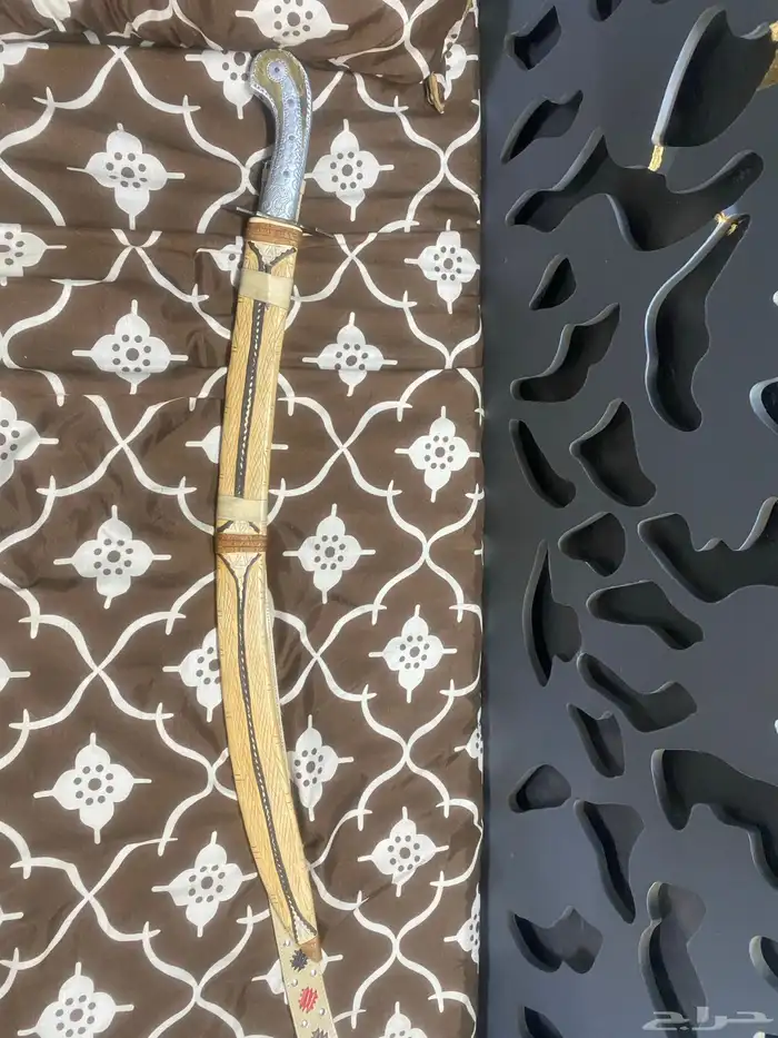 سيف مبروق 0