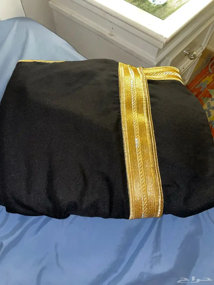 بشت ملكي مستعمل اسود شغل محل محمد الجاجه 0
