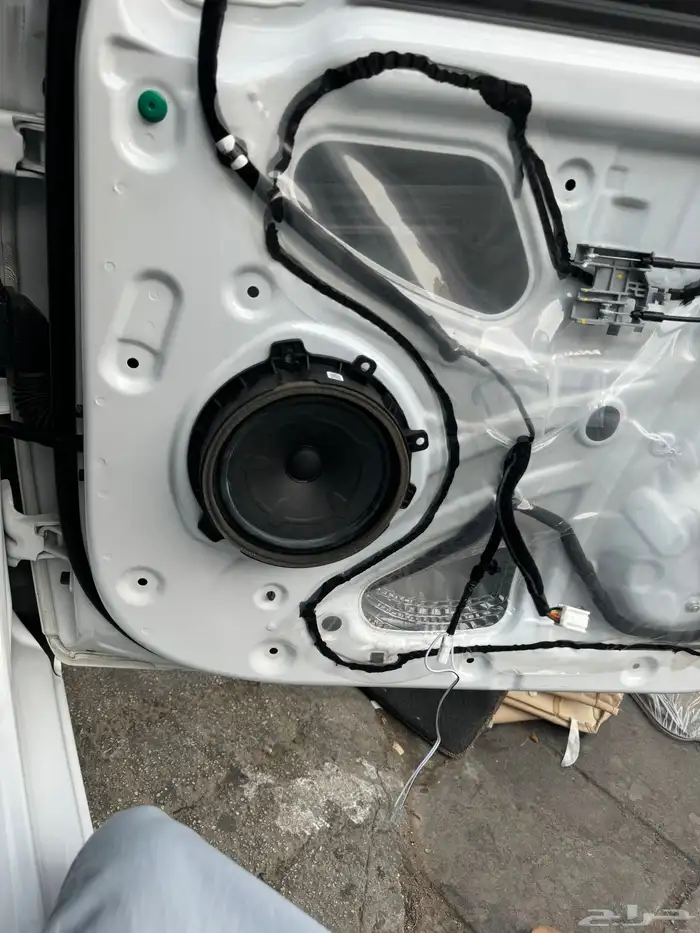 سماعات جي بي ال  من افضل السماعات جوده وصوت عالي 1