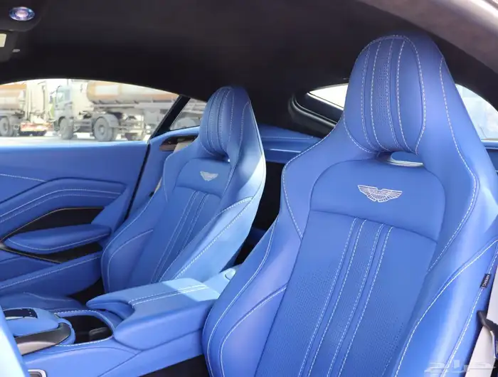 استون مارتن فانتيج Aston Martin Vantage 2022 2