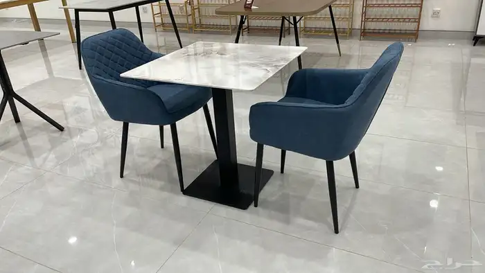 كراسي مفردة   كراسي كوفي داخلية   طاولات رخام وخشب 1