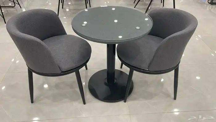 كراسي مفردة   كراسي كوفي داخلية   طاولات رخام وخشب 17