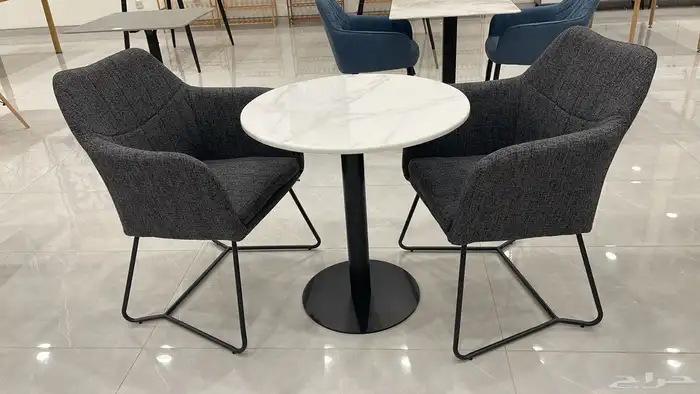 كراسي مفردة   كراسي كوفي داخلية   طاولات رخام وخشب 2