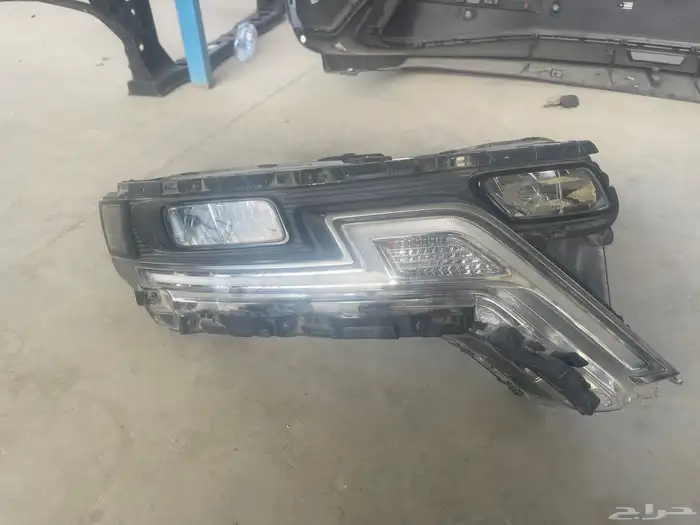 شمعات كيا كارنيفال 2022 الا 2024 1