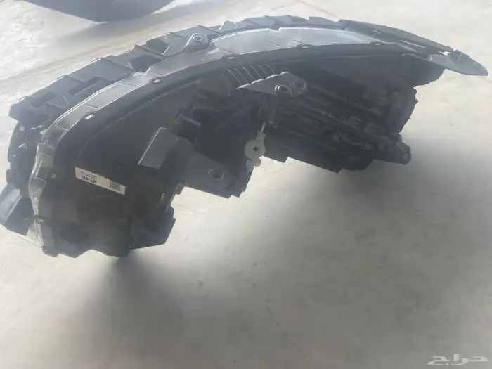 شمعات كيا كارنيفال 2022 الا 2024 4