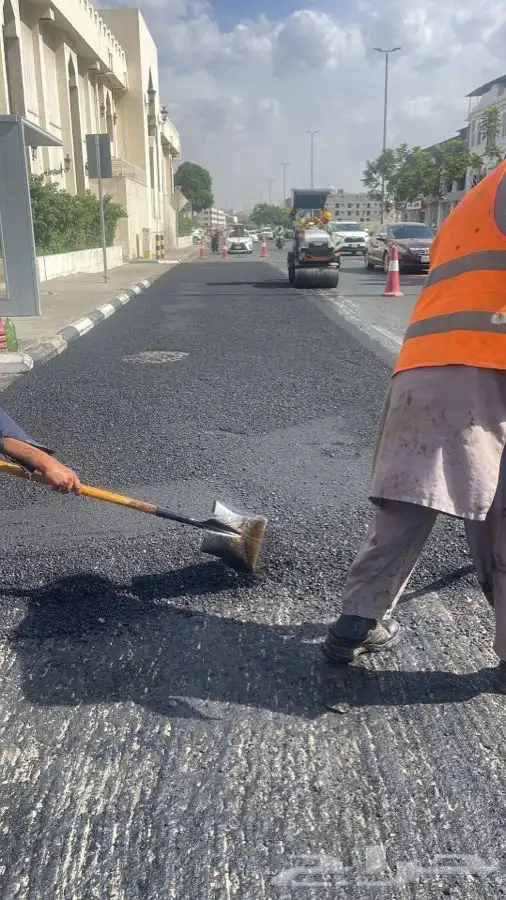 قشاطه وفراده وفرقة اسفلت للايجار 2