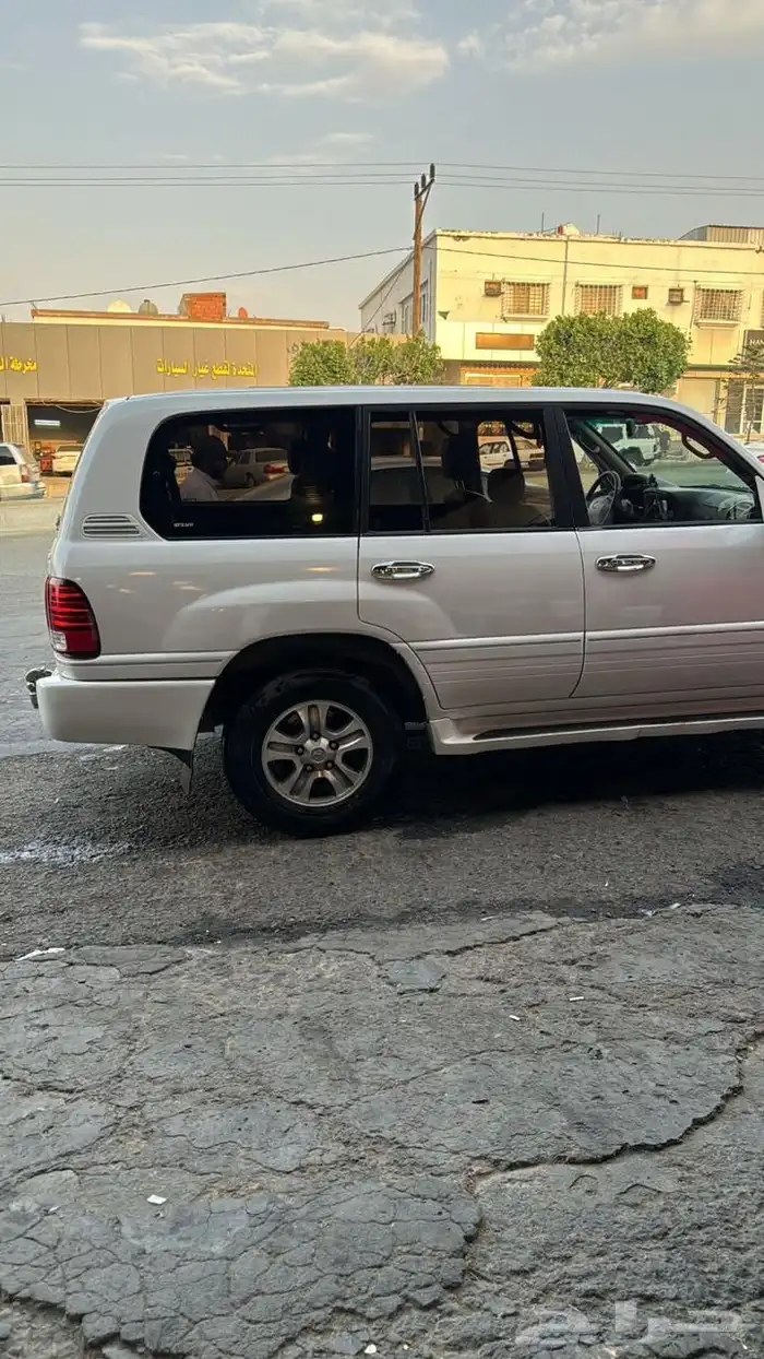 لكزس مديل 99 للبيع 3