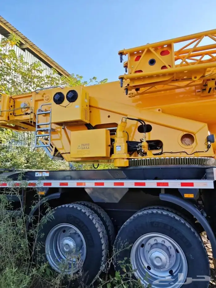 كرين XCMG 100 Ton - 100 طن موديل 2025 جديد اصفار 8