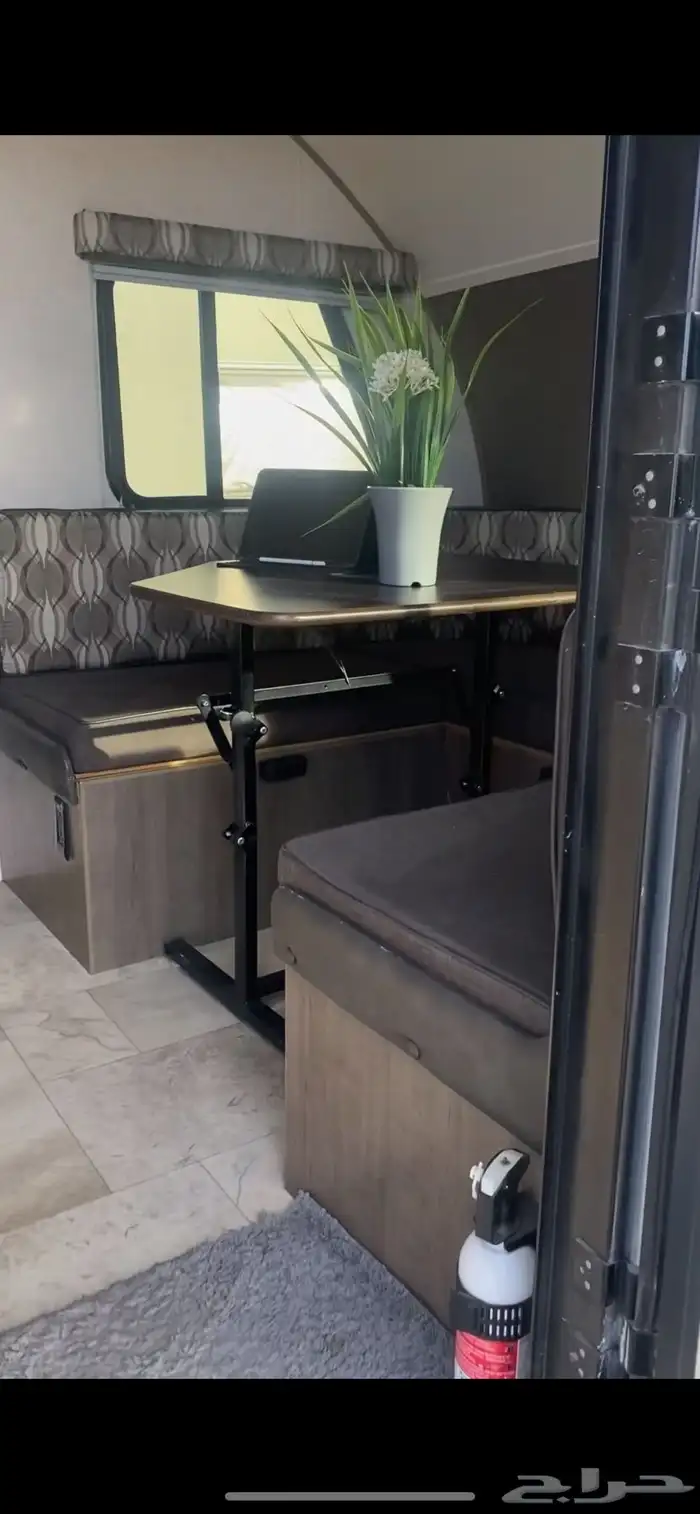 كرفان امريكي متنقل للايجار اليومي حدود ابها 8