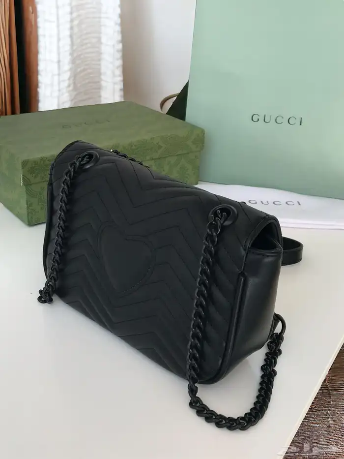 شنط قوتشي حجمين مع الملحقات 5