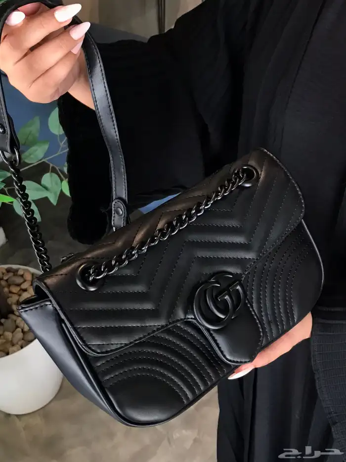 شنط قوتشي حجمين مع الملحقات 2