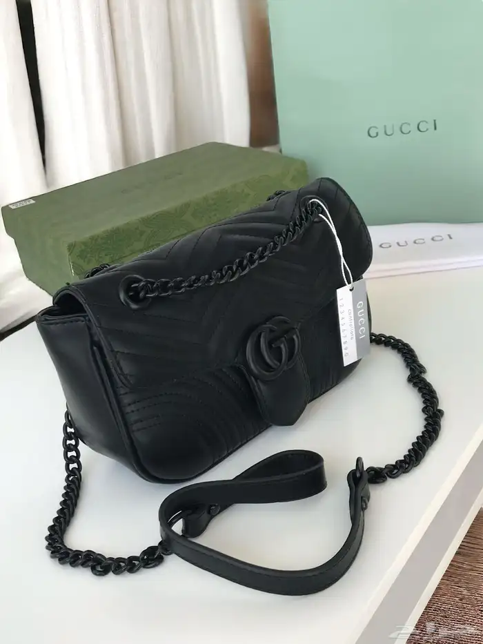 شنط قوتشي حجمين مع الملحقات 4