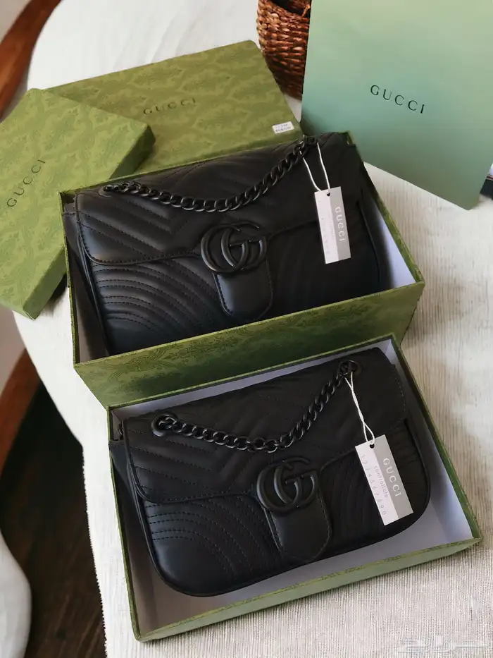 شنط قوتشي حجمين مع الملحقات 0