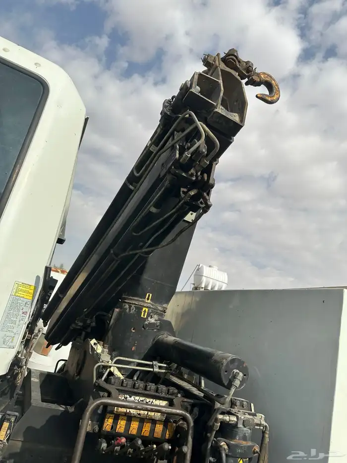دينا هينو موديل 2002 10