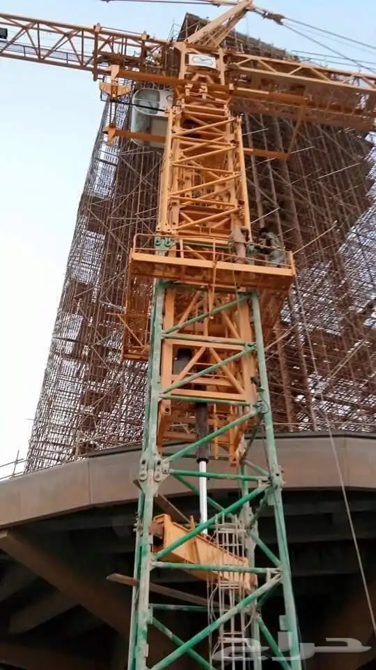 رافعات برجية ومصاعد خارجية وداخلية 7