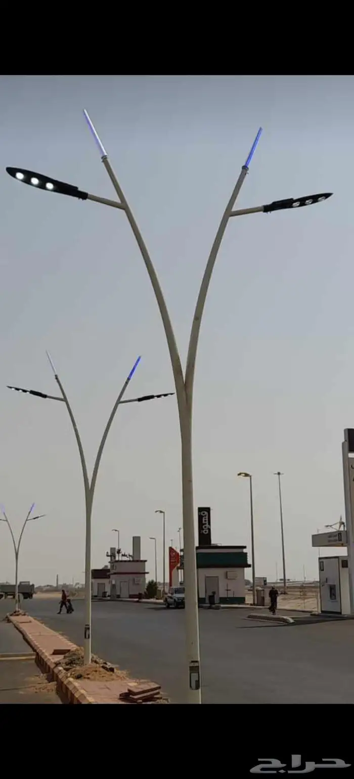 للبيع مواد كهرباء اعمده اناره 53