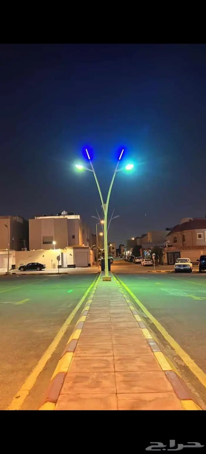للبيع مواد كهرباء اعمده اناره 69