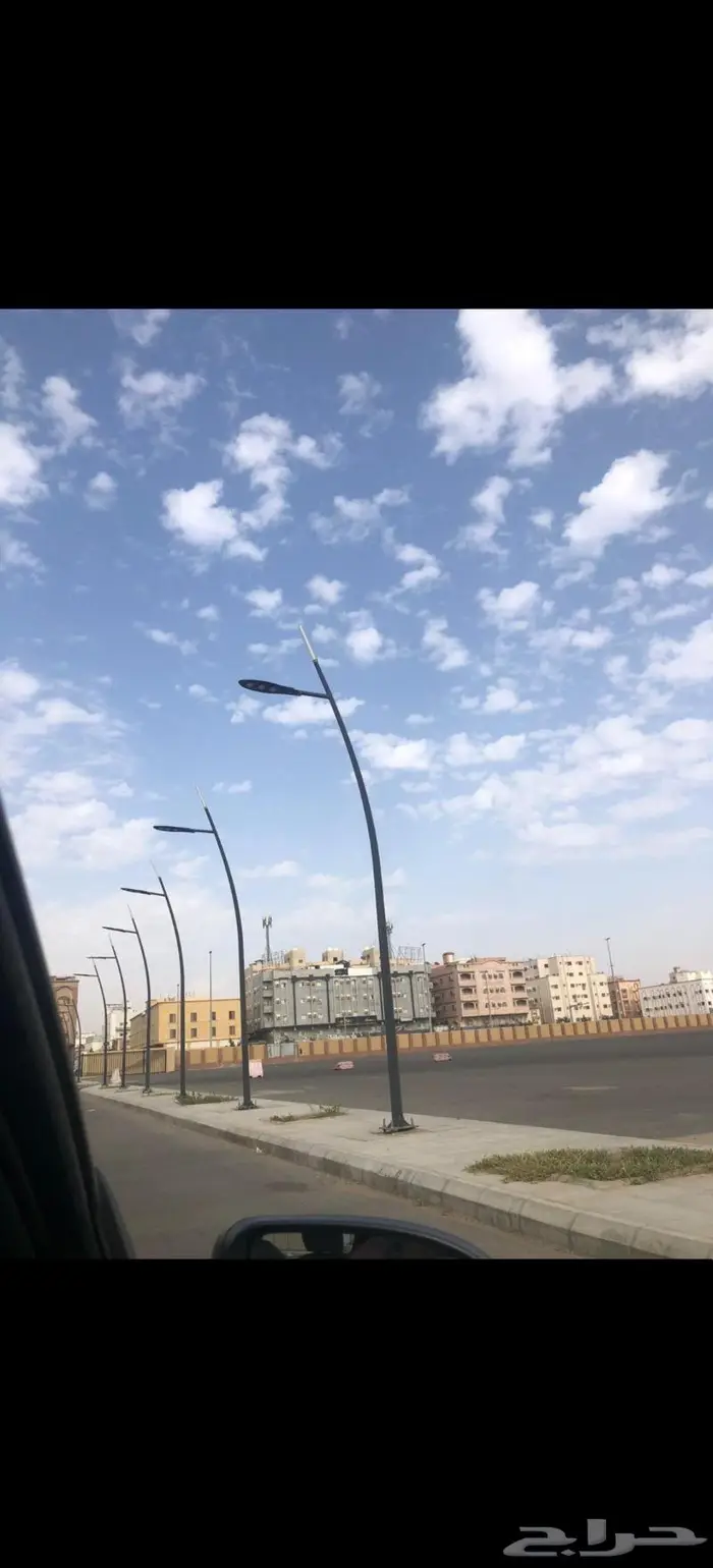 للبيع مواد كهرباء اعمده اناره 73