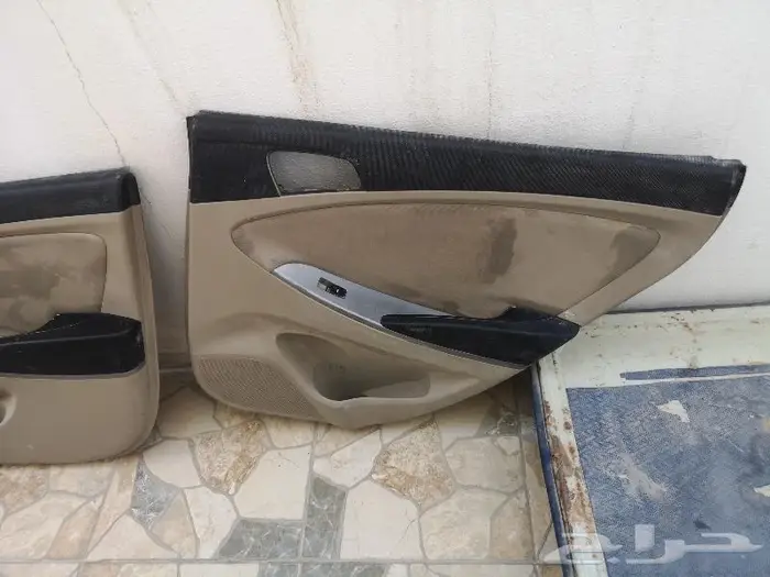 ديكور باب داخلي هونداي اكسنت 2014جهة اليمين الراكب وكالة 2