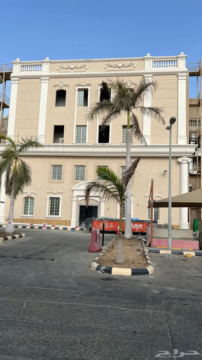 دكت مخفي للمحلات التجارية والمباني الإدارية 0