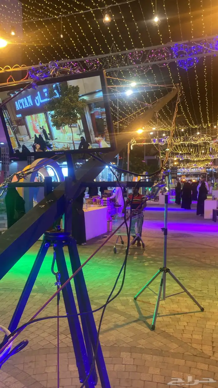 تصوير ومونتاج وطباعة وتنظيم مناسبات 8