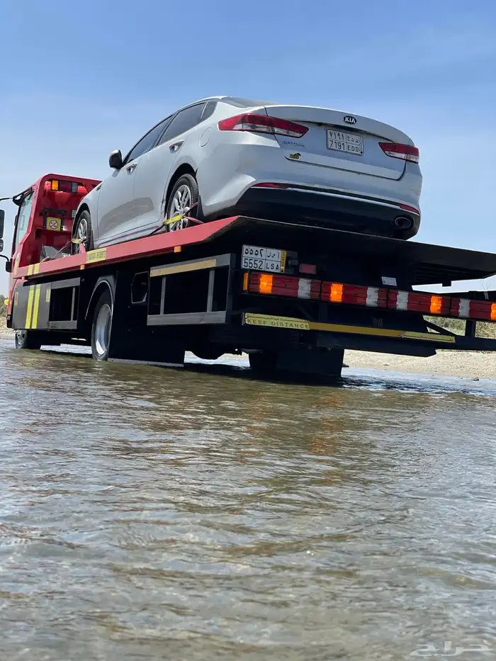 سطحه الطايف لنقل السيارات 1