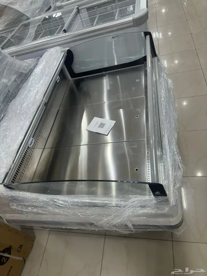 ثلاجات عرض لحوم او اسماك طازجة بآب سحاب بأحجام مختلفة 0