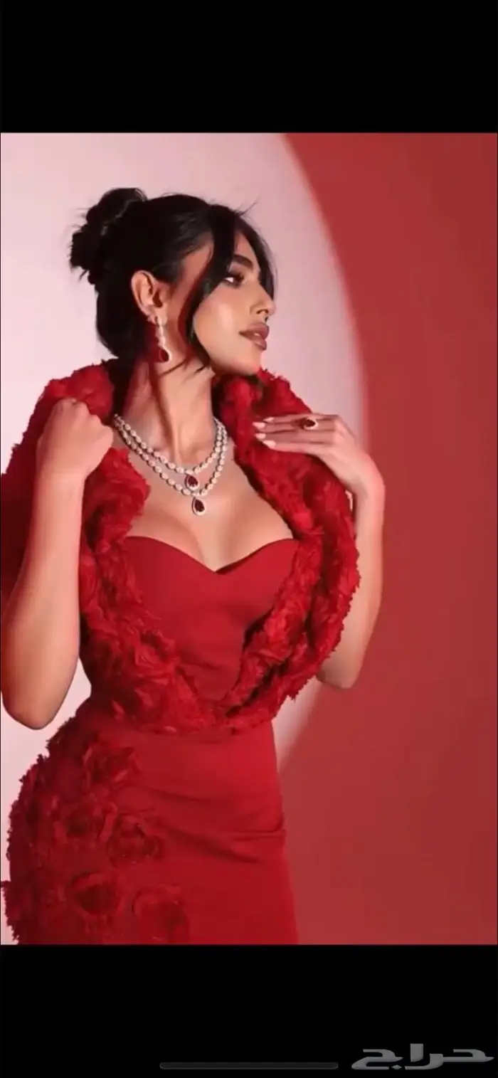 فستان احمر جديد من كنو 0