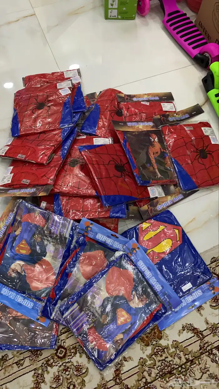 مسابح واللعاب 61