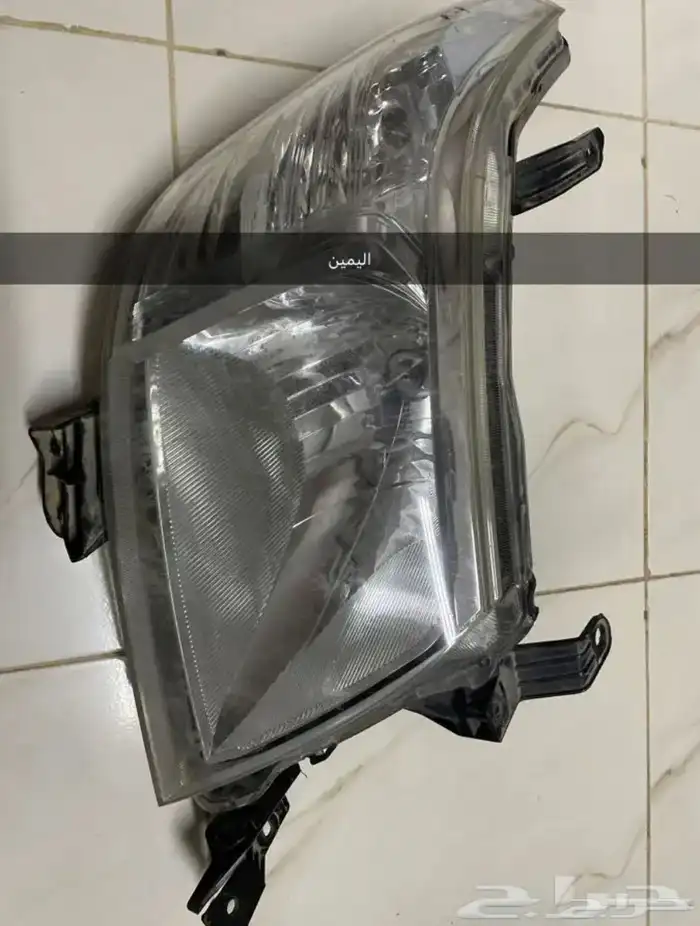 للبيع شمعات هايلوكس اصلي وكاله 2