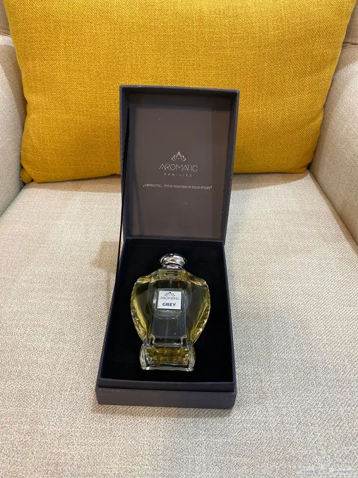 عطر جراي من اروماتك 0