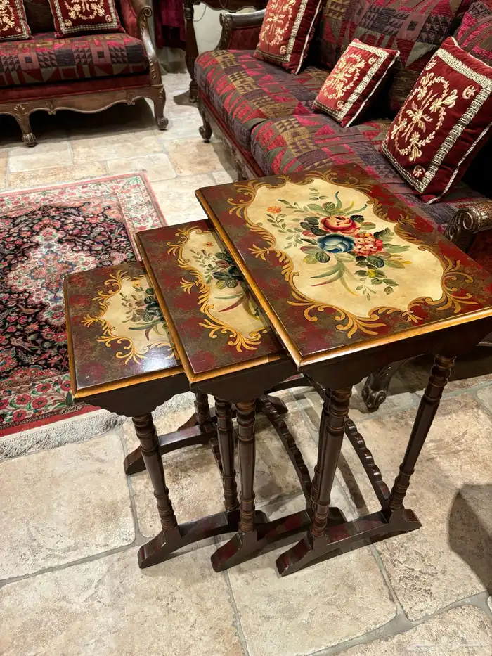 مجلس للبيع 12