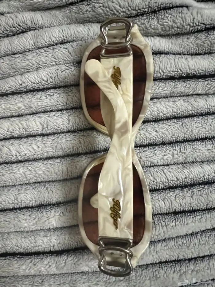 نظارة نسائيه مميزه من تومي هيلفيغر 0