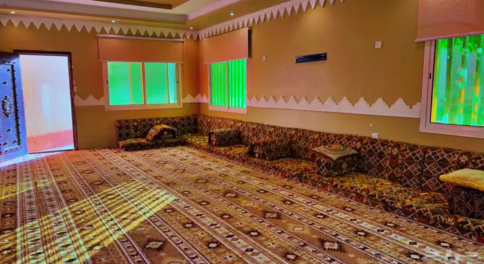 مزرعه عبق البيلسان 9
