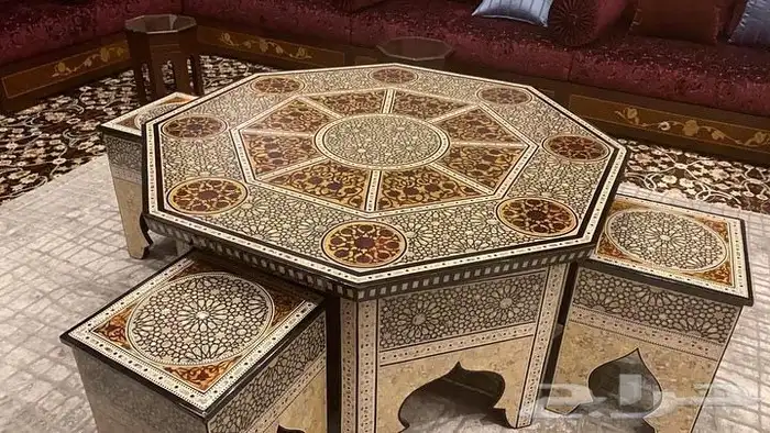 طاولات. 26