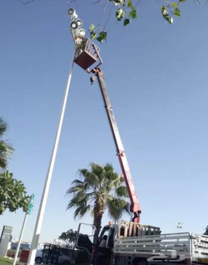 كرينات وروافع وسطحات نقل داخل الرياض وخارجة يومية او اياجار 4