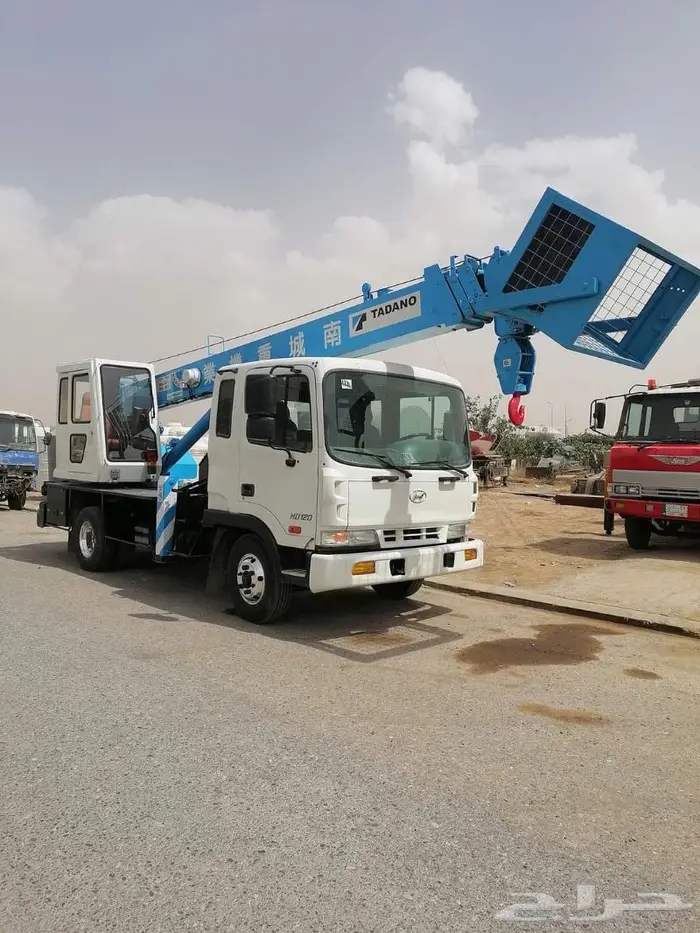 كرينات وروافع وسطحات نقل داخل الرياض وخارجة يومية او اياجار 5