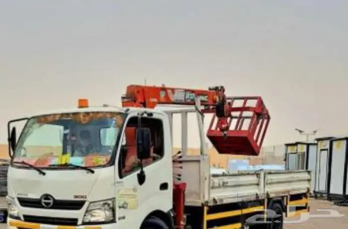 كرينات وروافع وسطحات نقل داخل الرياض وخارجة يومية او اياجار 3