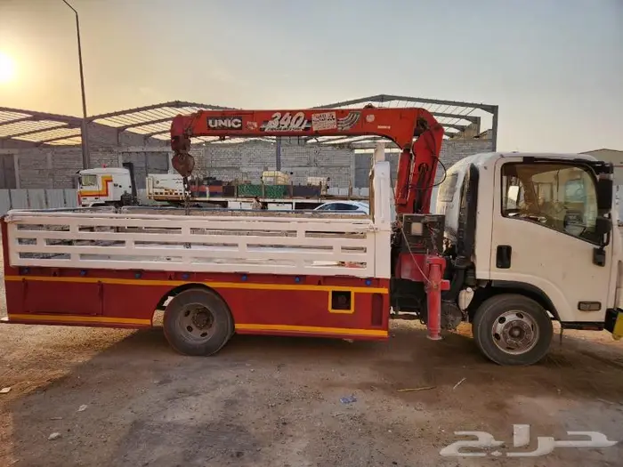 كرينات وروافع وسطحات نقل داخل الرياض وخارجة يومية او اياجار 1