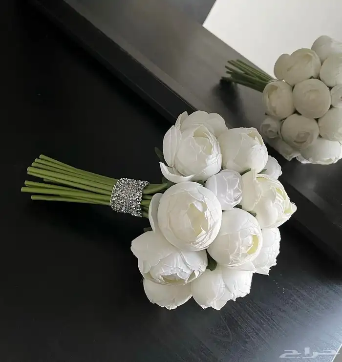 متخصصون في تصميم و تنسيق المسكات بجميع أنواع الورد 17